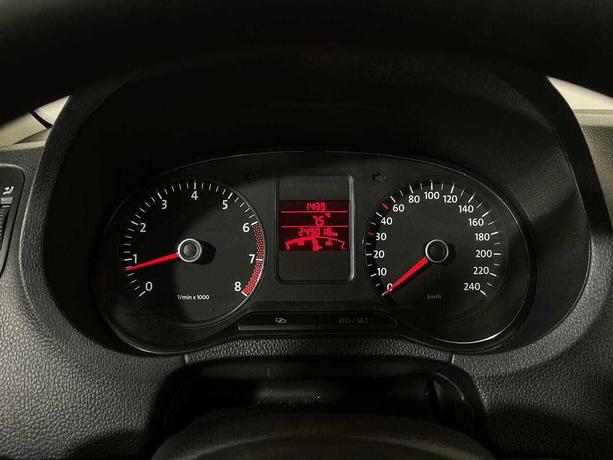 Volkswagen Polo б/у, 2012, Механическая. Фото: #10