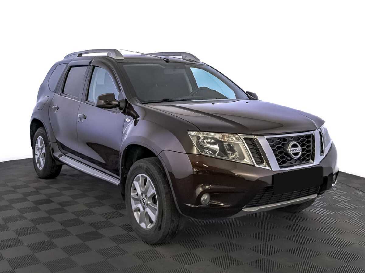 Nissan Terrano б/у, 2020, Механическая. Фото: #2