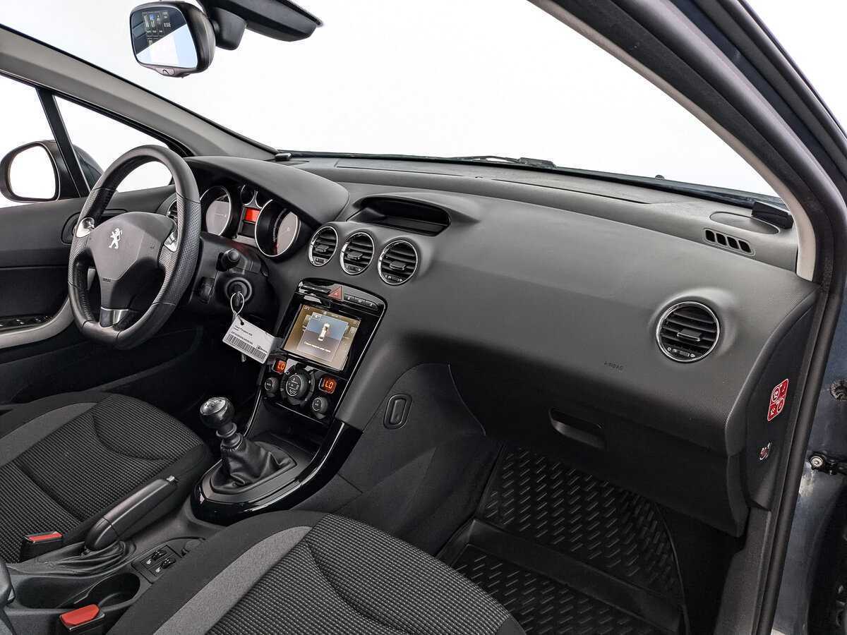 Peugeot 408 б/у, 2020, Механическая. Фото: #8