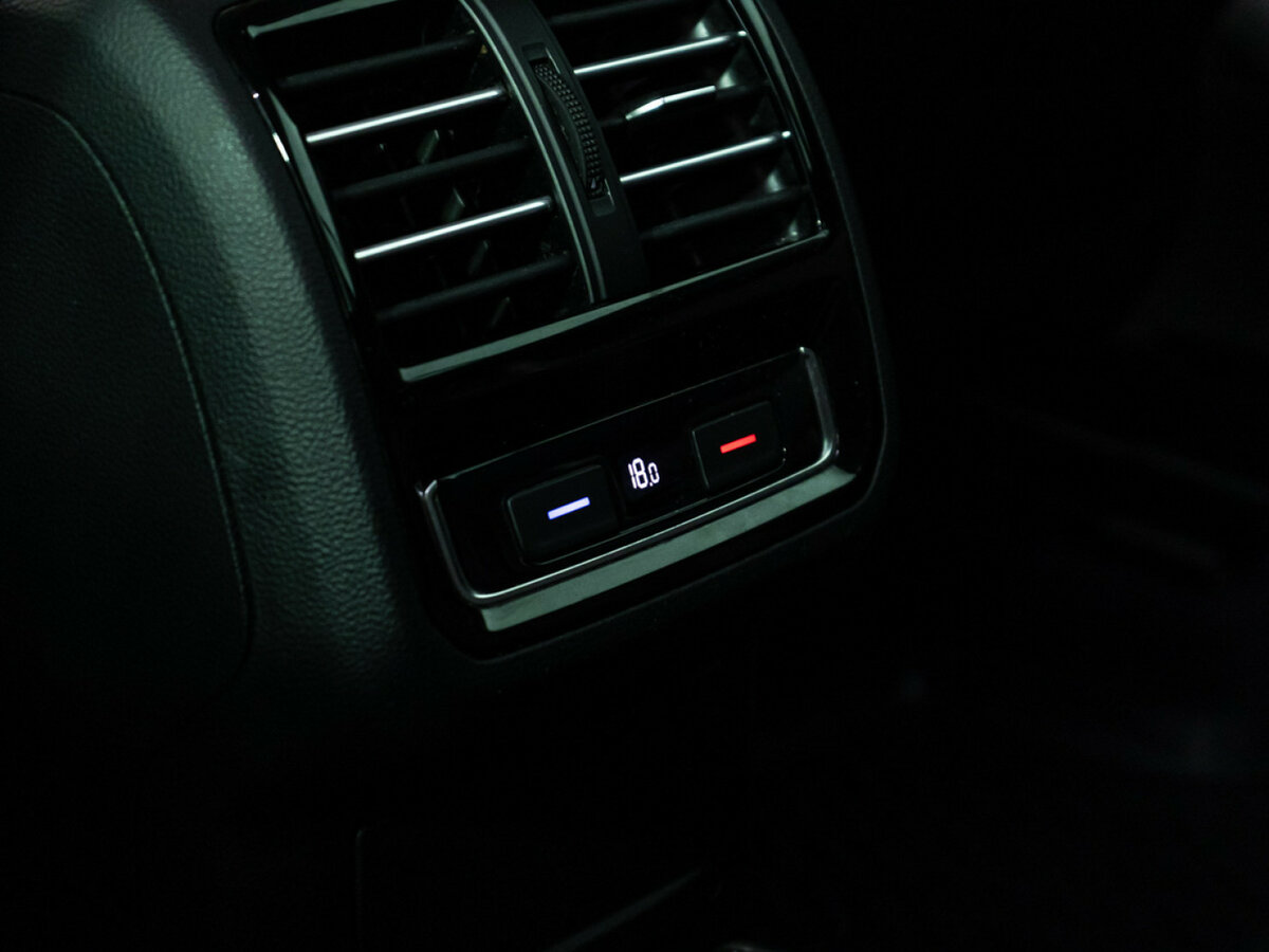 Volkswagen Passat б/у, 2017, Механическая. Фото: #19