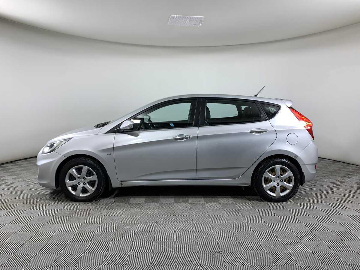 Hyundai Solaris б/у, 2012, Автоматическая. Фото: #7
