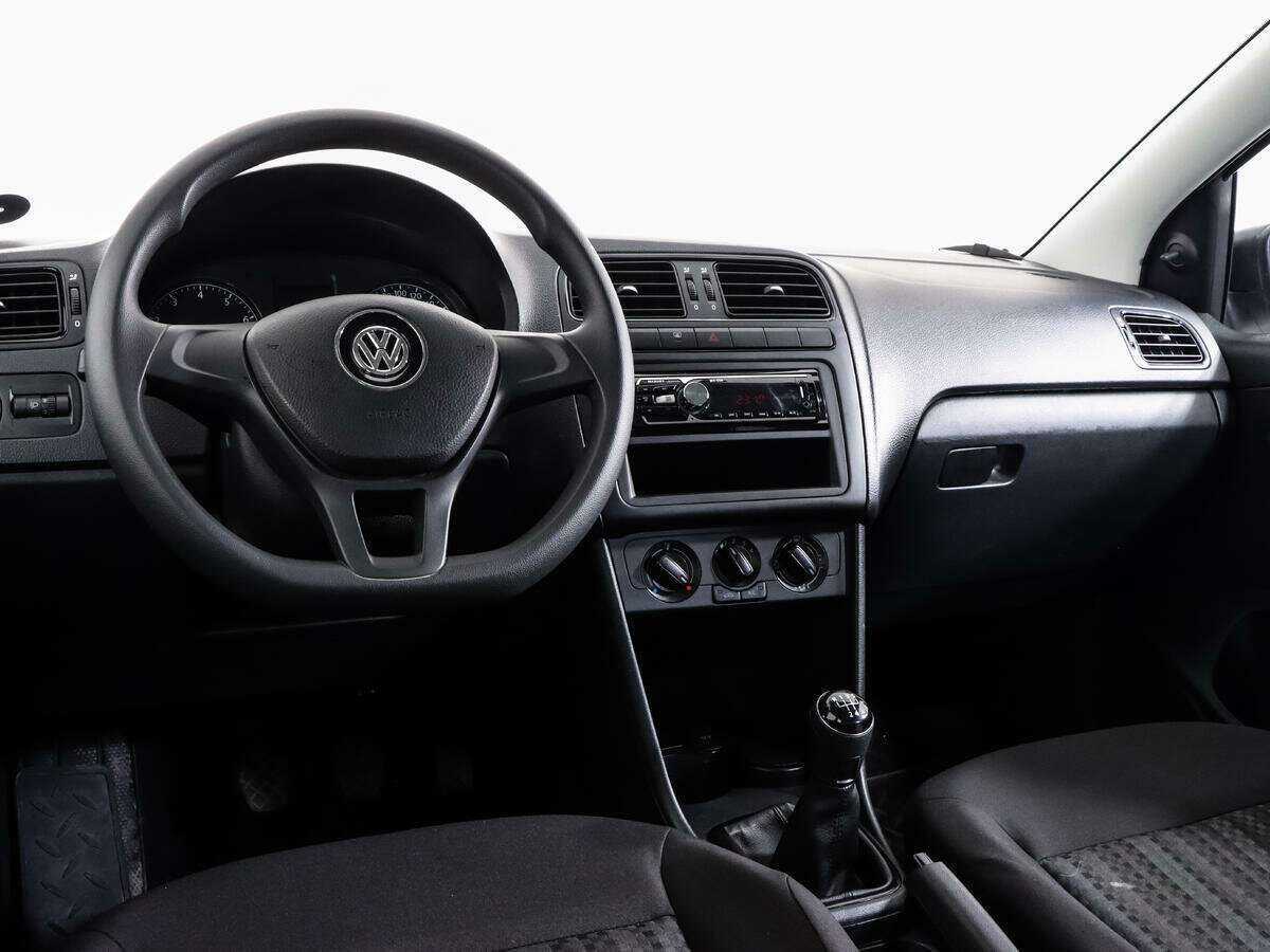 Volkswagen Polo б/у, 2018, Механическая. Фото: #10