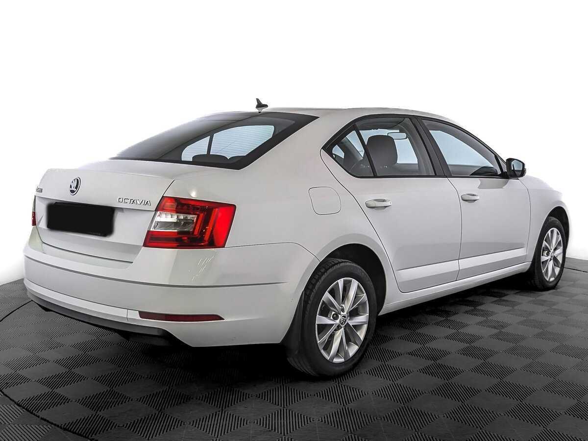 Skoda Octavia б/у, 2019, Механическая. Фото: #4