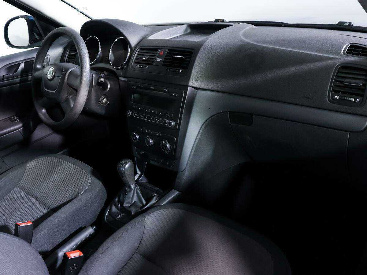 Skoda Yeti б/у, 2012, Механическая. Фото: #7