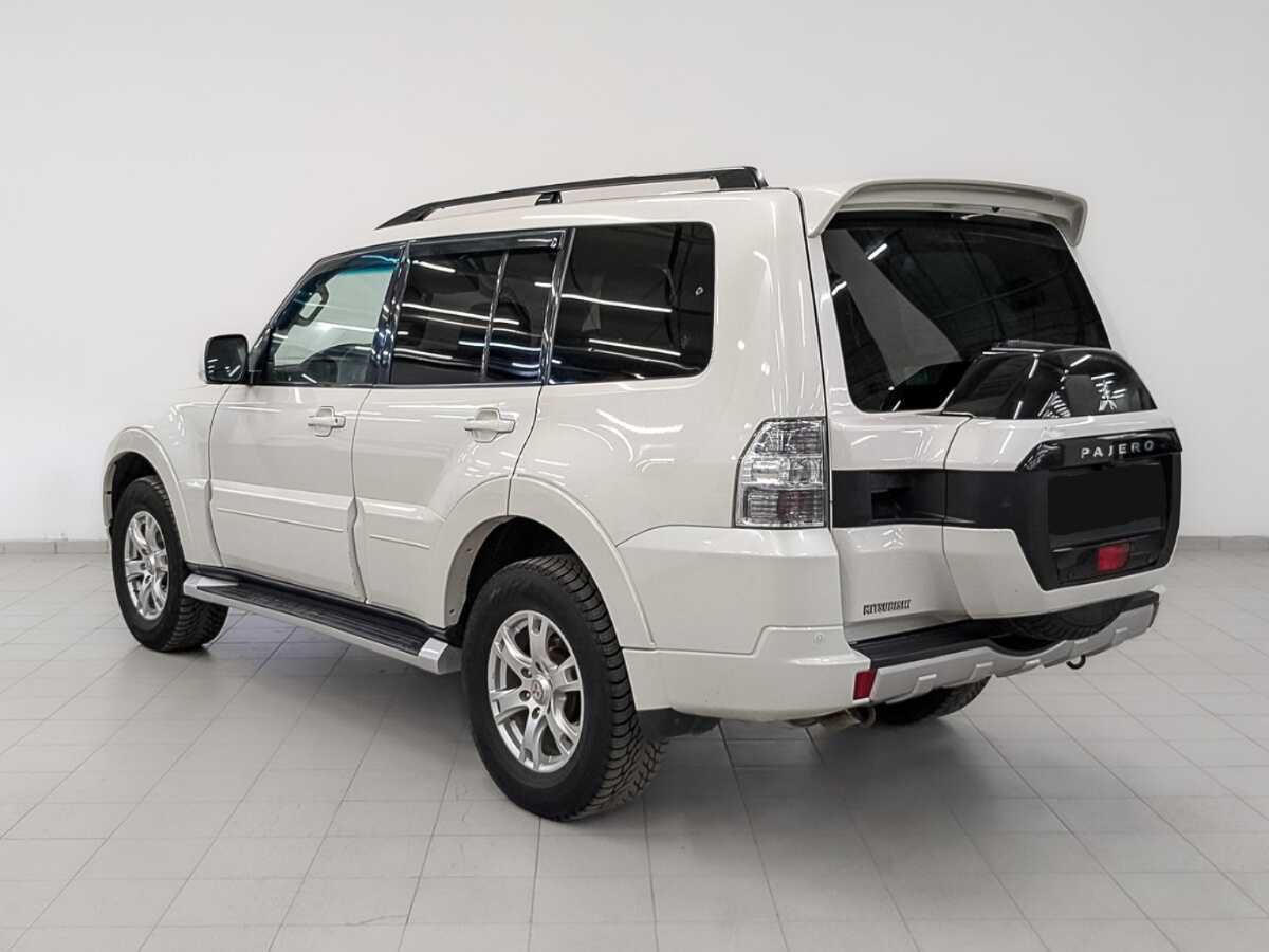 Mitsubishi Pajero б/у, 2015, Автоматическая. Фото: #6