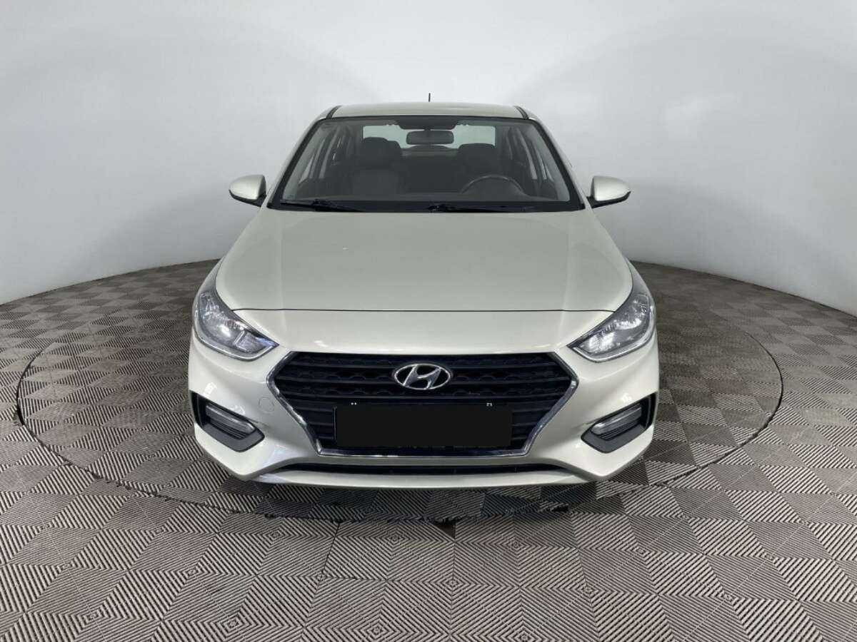 Hyundai Solaris б/у, 2018, Автоматическая. Фото: #1