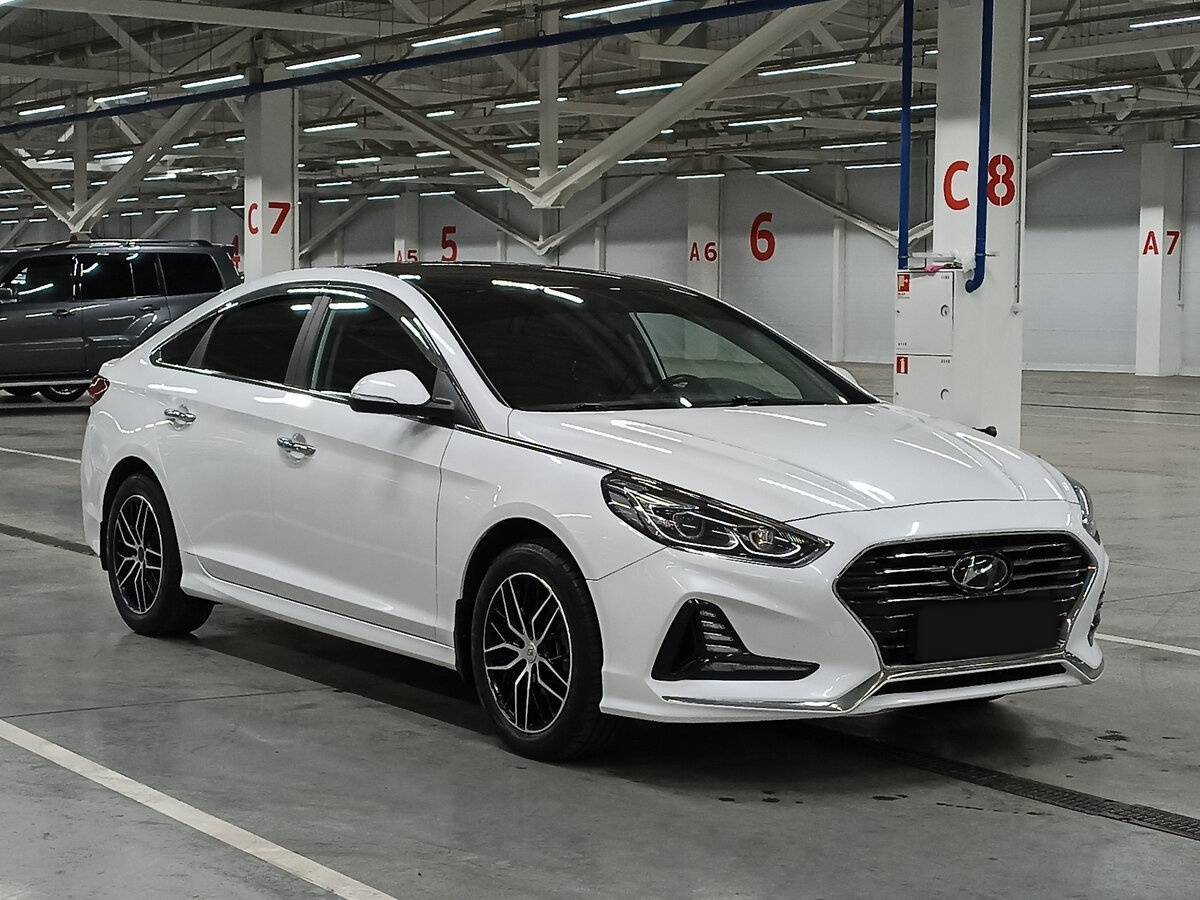 Hyundai Sonata б/у, 2017, Автоматическая. Фото: #2