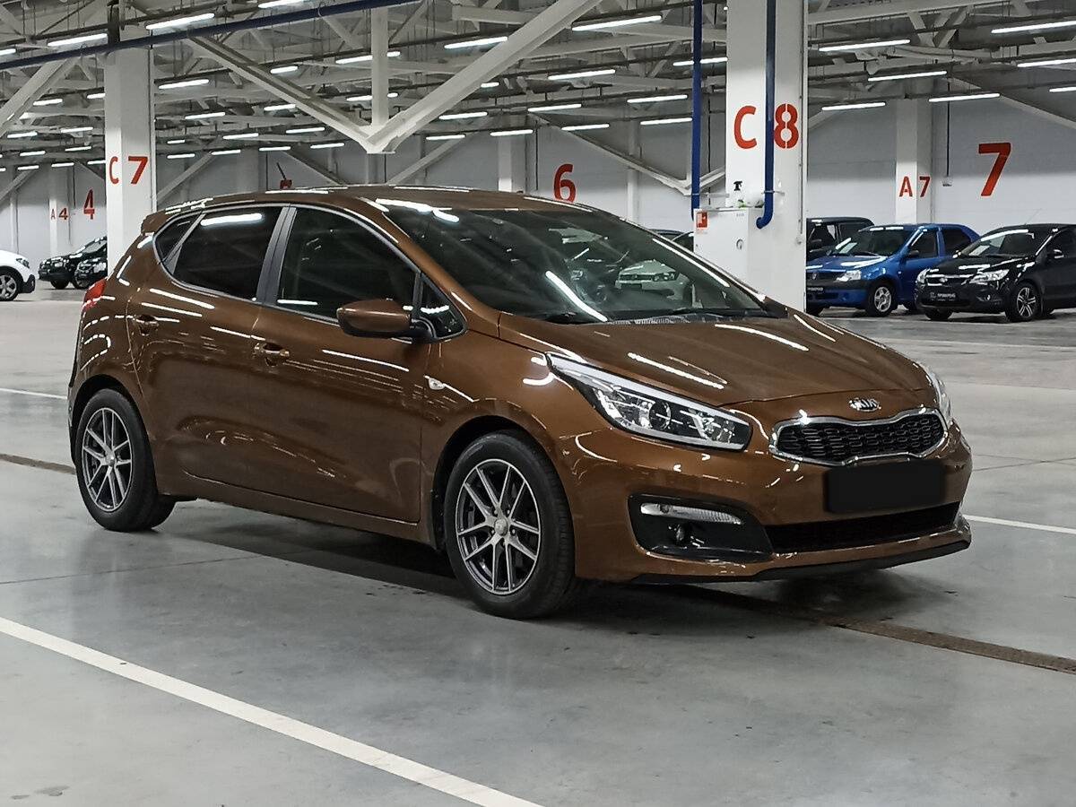 Kia Ceed б/у, 2016, Механическая. Фото: #2