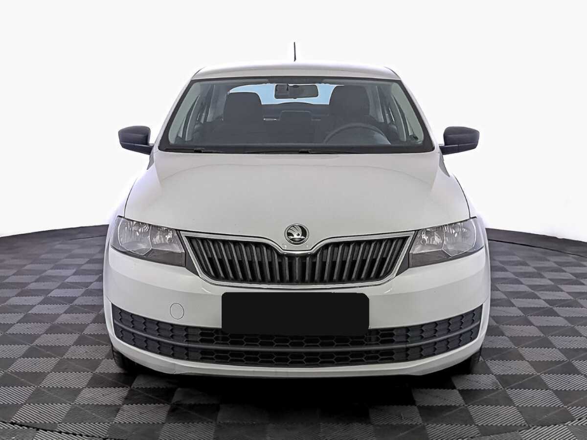 Skoda Rapid б/у, 2017, Механическая. Фото: #1