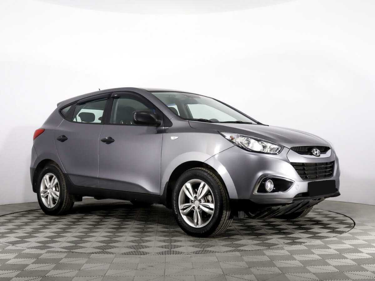 Hyundai ix35 б/у, 2012, Механическая. Фото: #2