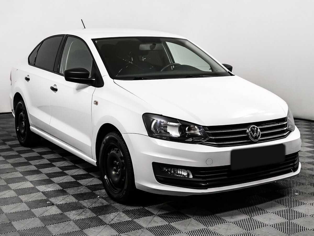 Volkswagen Polo б/у, 2020, Автоматическая. Фото: #2