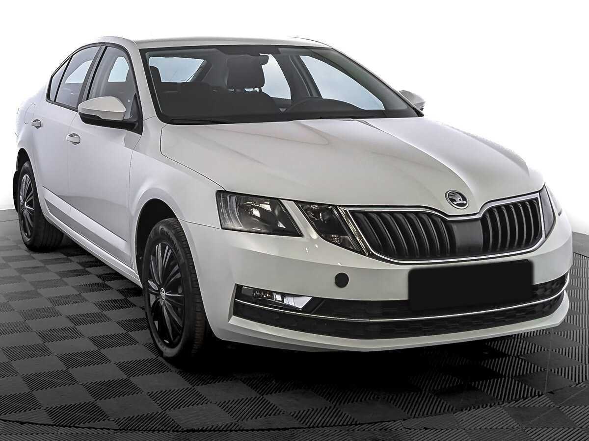 Skoda Octavia б/у, 2018, Автоматическая. Фото: #2