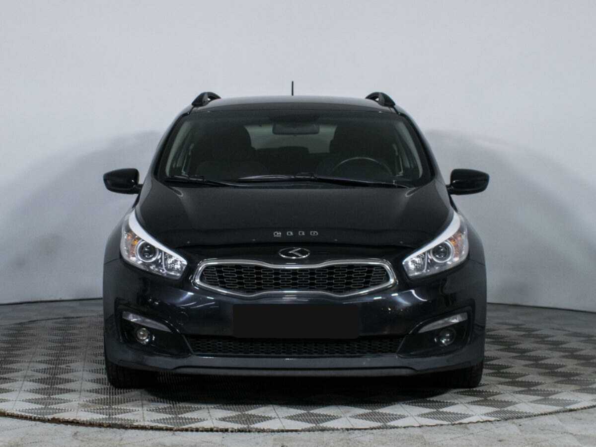 Kia Ceed б/у, 2015, Автоматическая. Фото: #1