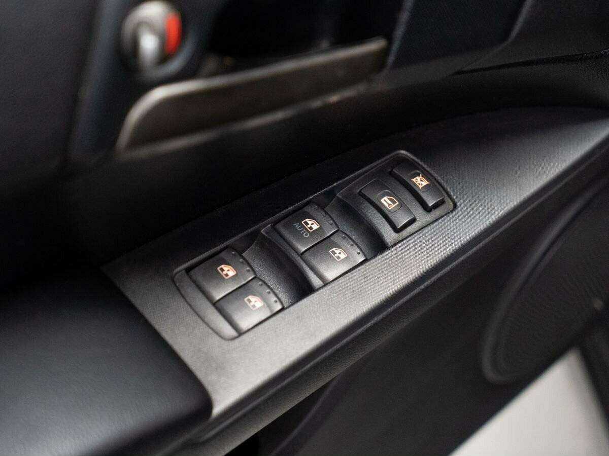 SsangYong Kyron б/у, 2013, Автоматическая. Фото: #14