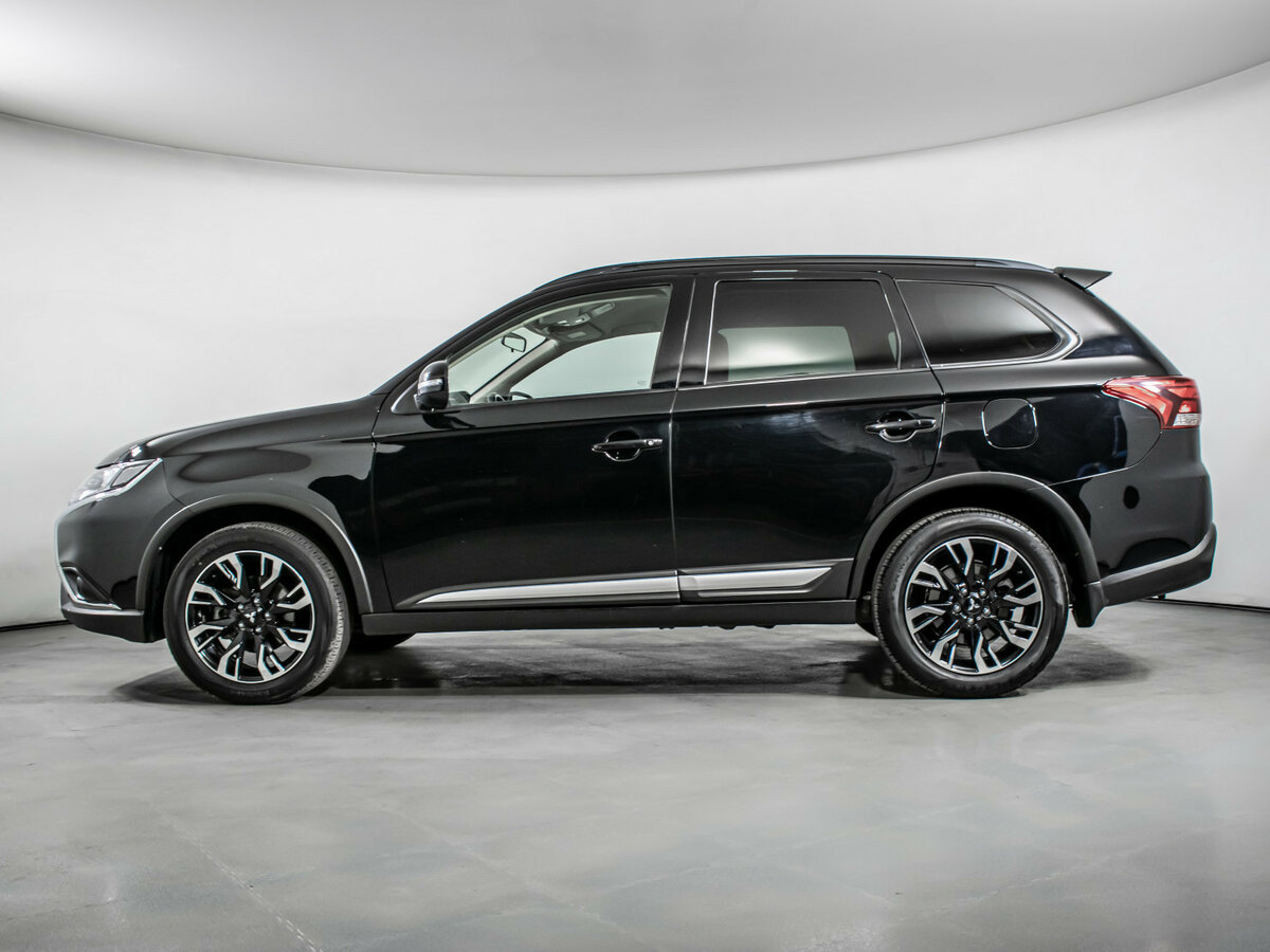 Mitsubishi Outlander б/у, 2022, Вариатор. Фото: #7