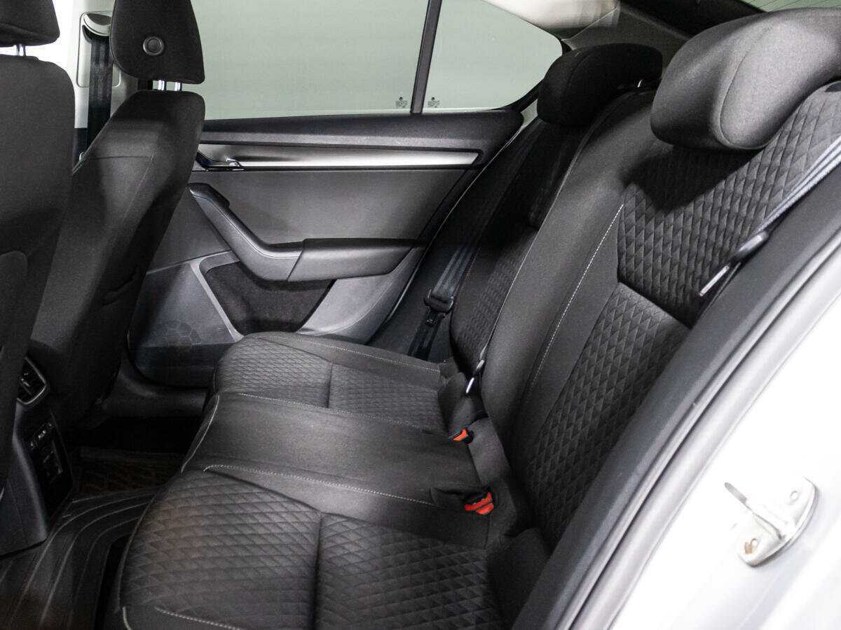 Skoda Octavia б/у, 2018, Механическая. Фото: #9