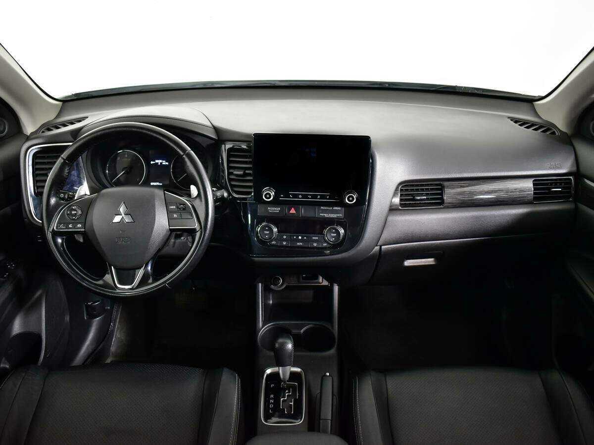Mitsubishi Outlander б/у, 2016, Вариатор. Фото: #11