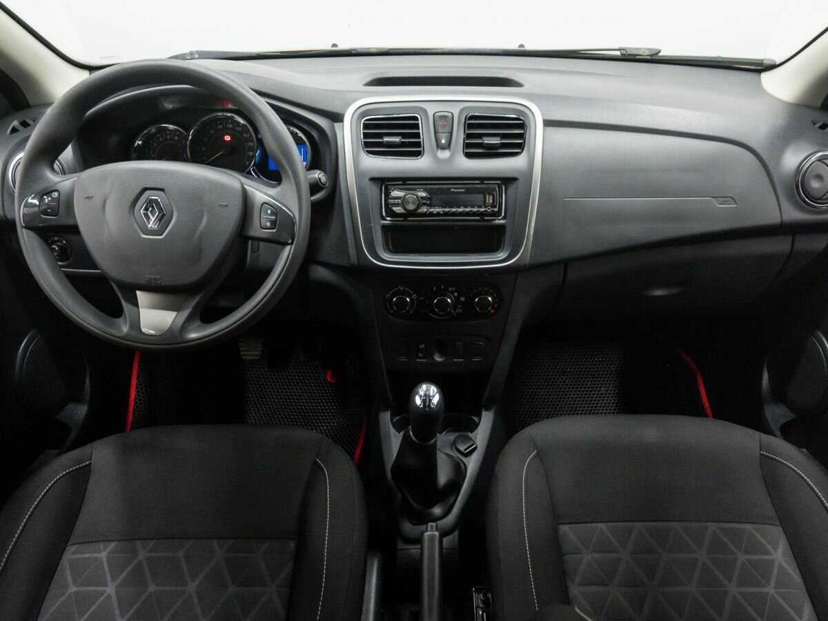 Renault Sandero б/у, 2017, Механическая. Фото: #9