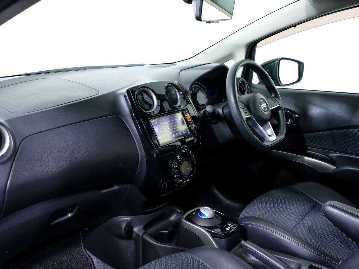 Nissan Note б/у, 2017, Автоматическая. Фото: #8