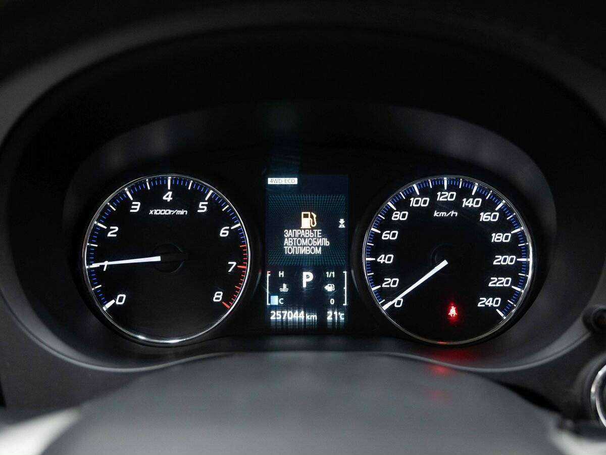 Mitsubishi Outlander б/у, 2013, Вариатор. Фото: #16