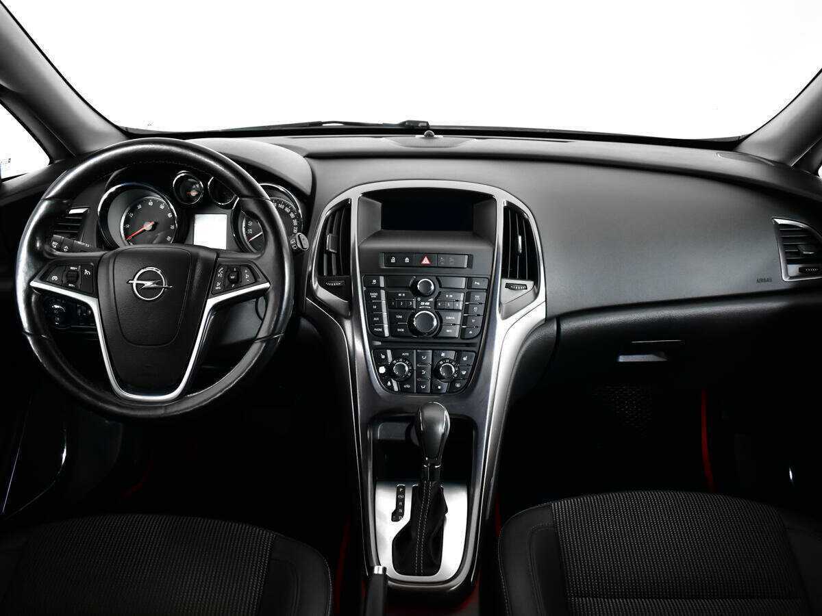 Opel Astra б/у, 2012, Автоматическая. Фото: #9