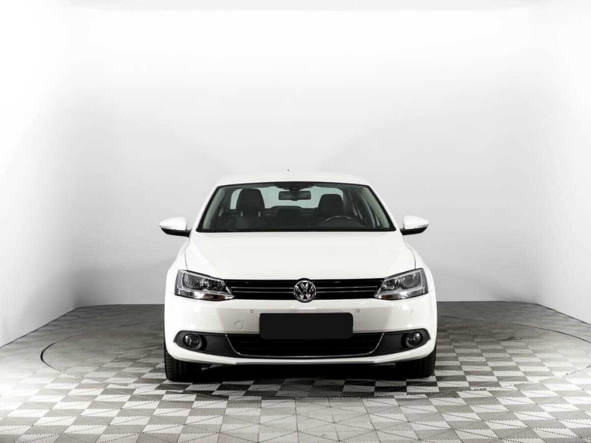 Volkswagen Jetta б/у, 2012, Роботизированная. Фото: #1