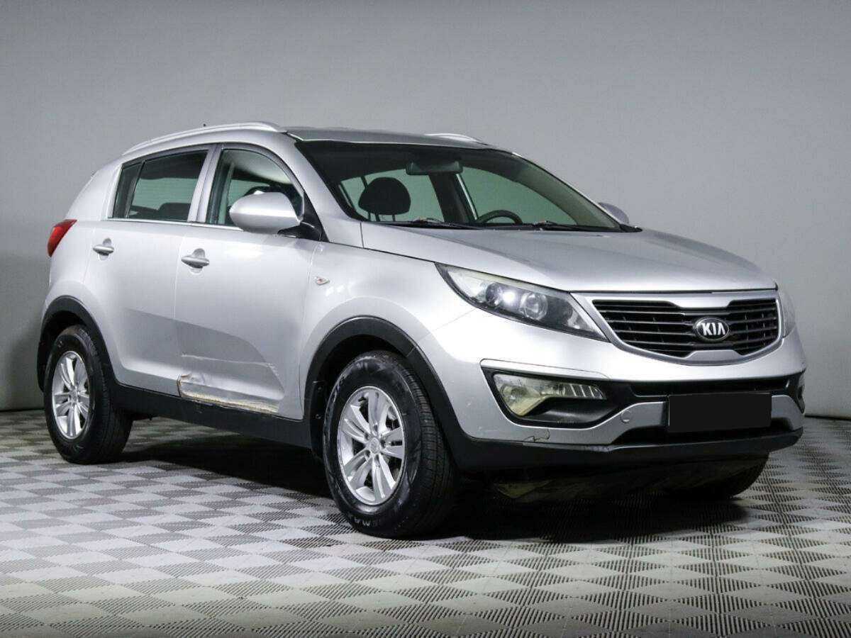 Kia Sportage б/у, 2012, Механическая. Фото: #2