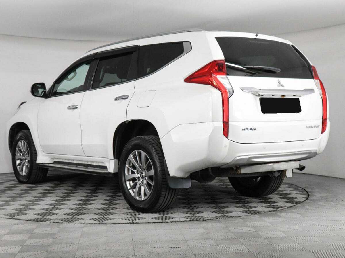 Mitsubishi Pajero Sport б/у, 2018, Автоматическая. Фото: #6