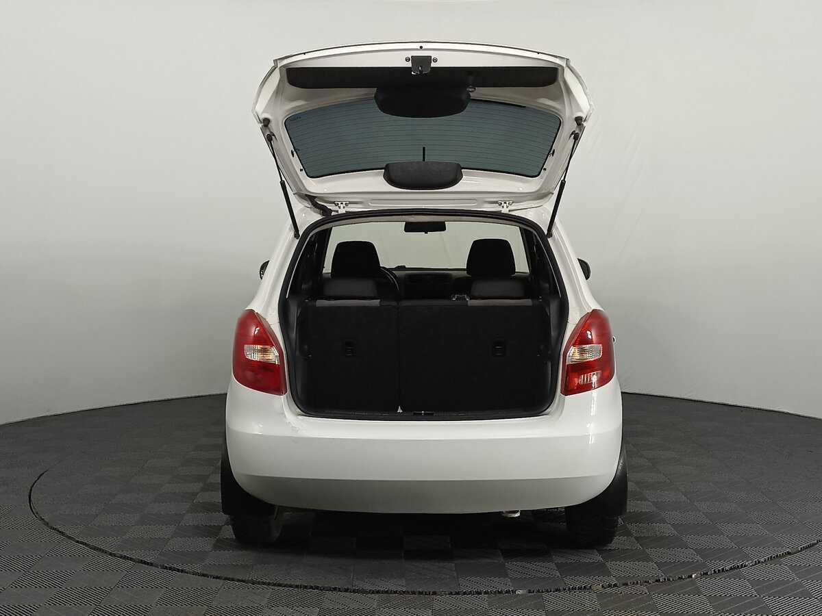 Skoda Fabia б/у, 2013, Механическая. Фото: #9
