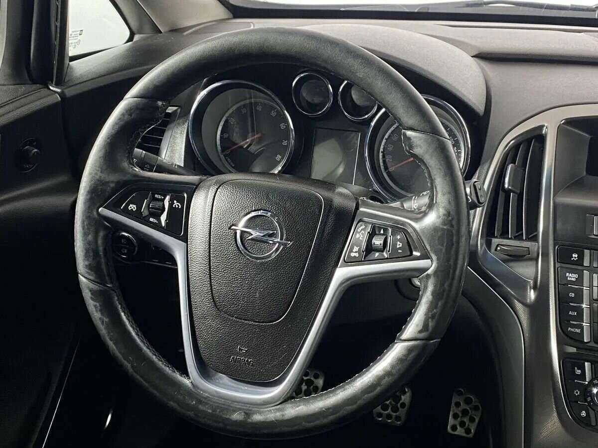 Opel Astra б/у, 2012, Механическая. Фото: #10
