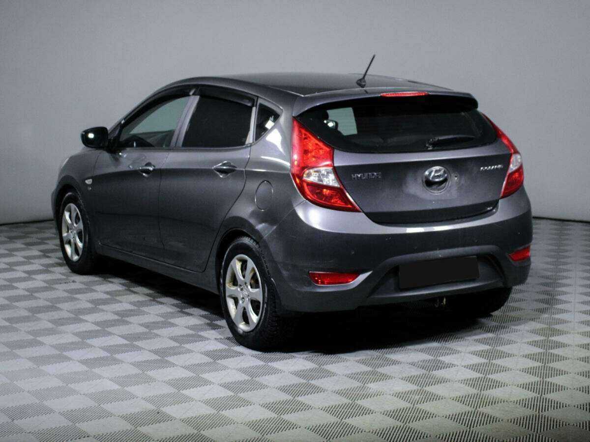 Hyundai Solaris б/у, 2012, Механическая. Фото: #5