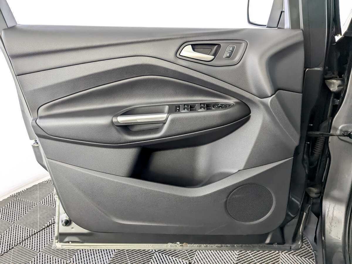 Ford Kuga б/у, 2018, Автоматическая. Фото: #14