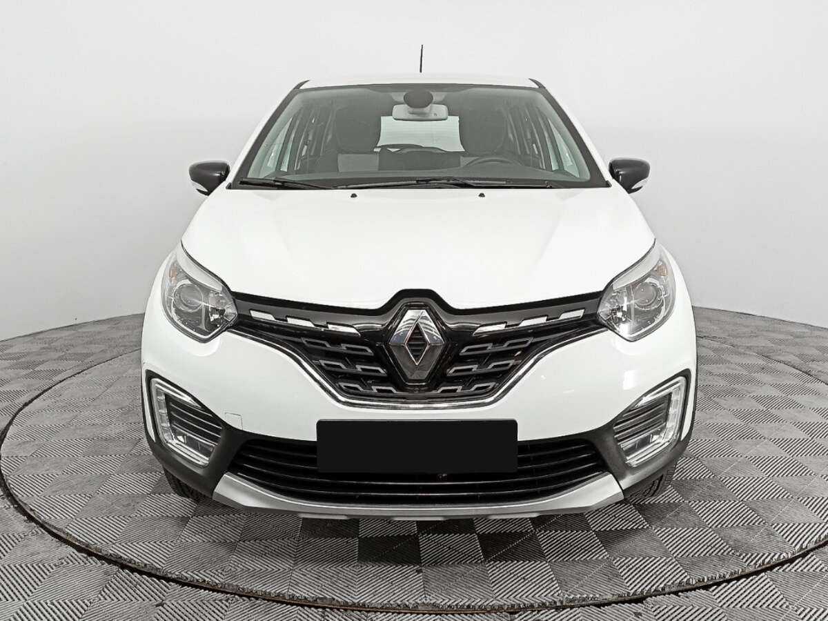 Renault Kaptur б/у, 2021, Механическая. Фото: #1