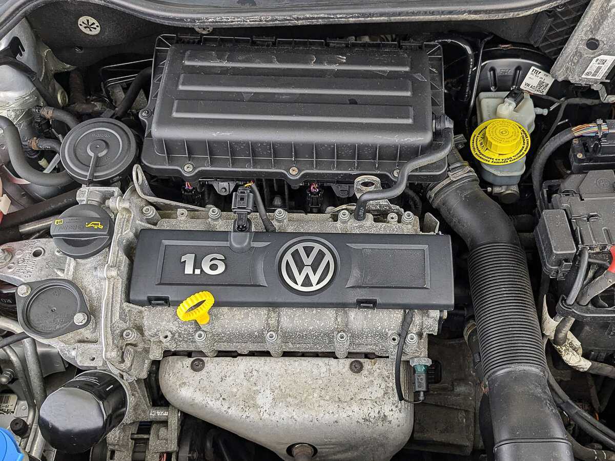 Volkswagen Polo б/у, 2015, Автоматическая. Фото: #8