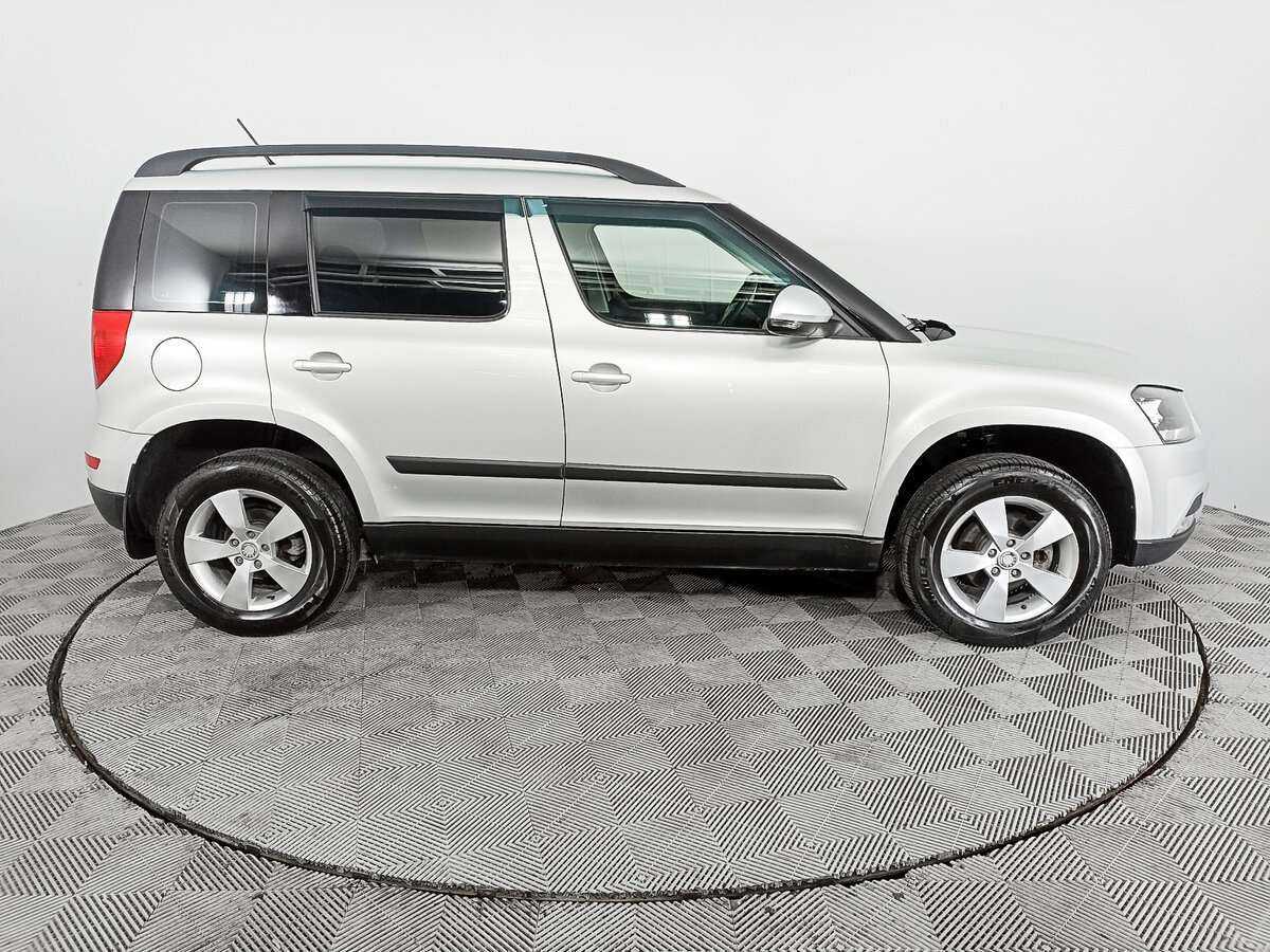 Skoda Yeti б/у, 2015, Автоматическая. Фото: #3