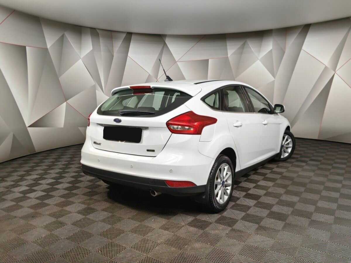 Ford Focus б/у, 2017, Автоматическая. Фото: #1
