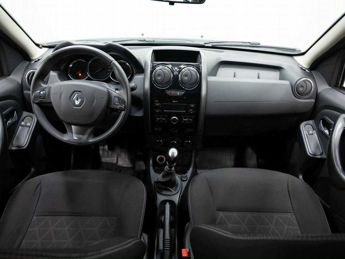 Renault Duster б/у, 2018, Механическая. Фото: #12