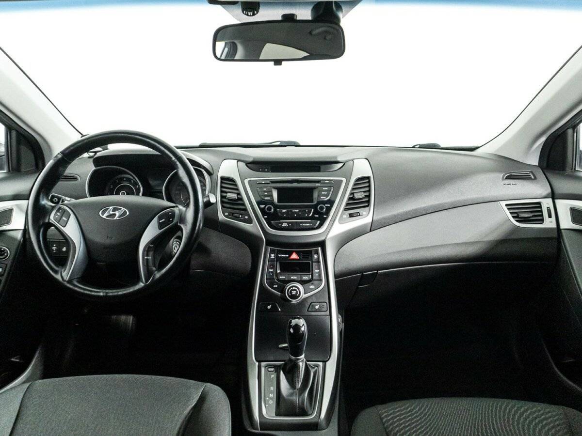 Hyundai Elantra б/у, 2015, Автоматическая. Фото: #12