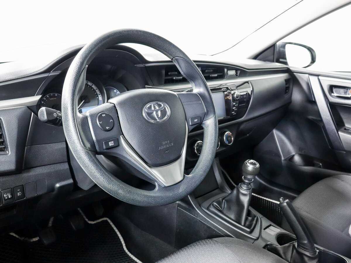 Toyota Corolla б/у, 2014, Механическая. Фото: #13