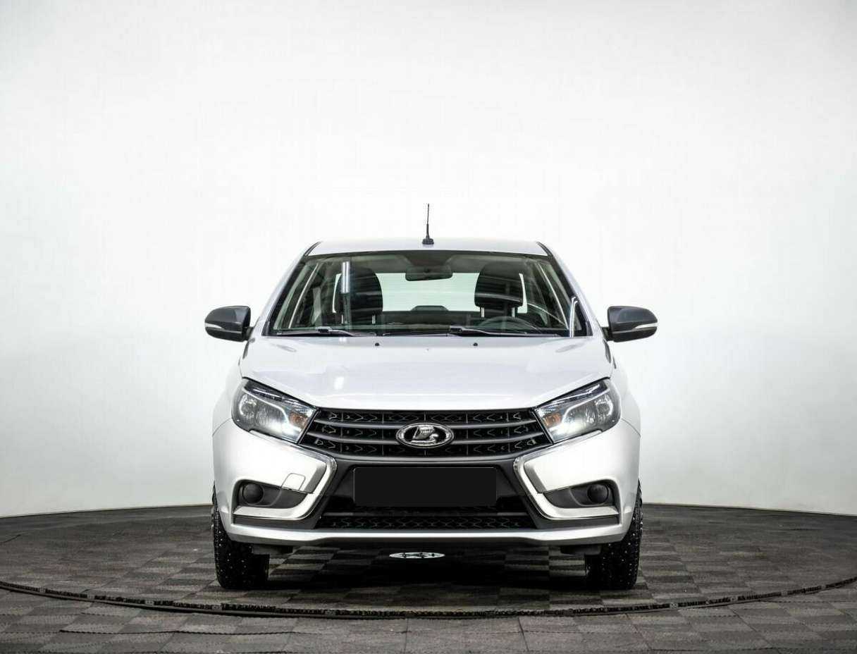 Lada (ВАЗ) Vesta б/у, 2020, Механическая. Фото: #1