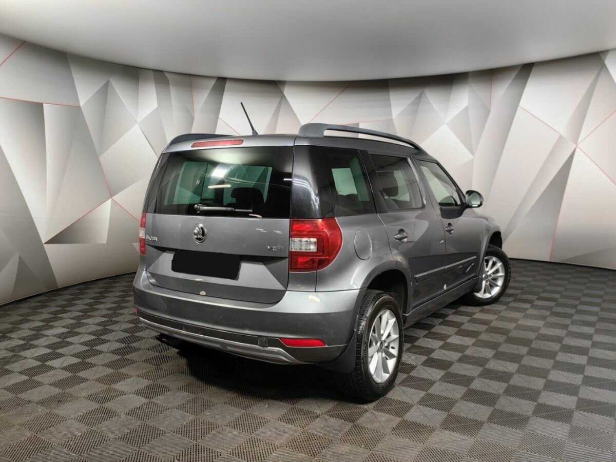 Skoda Yeti б/у, 2015, Роботизированная. Фото: #1
