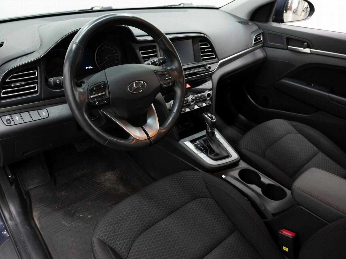 Hyundai Elantra б/у, 2020, Автоматическая. Фото: #8