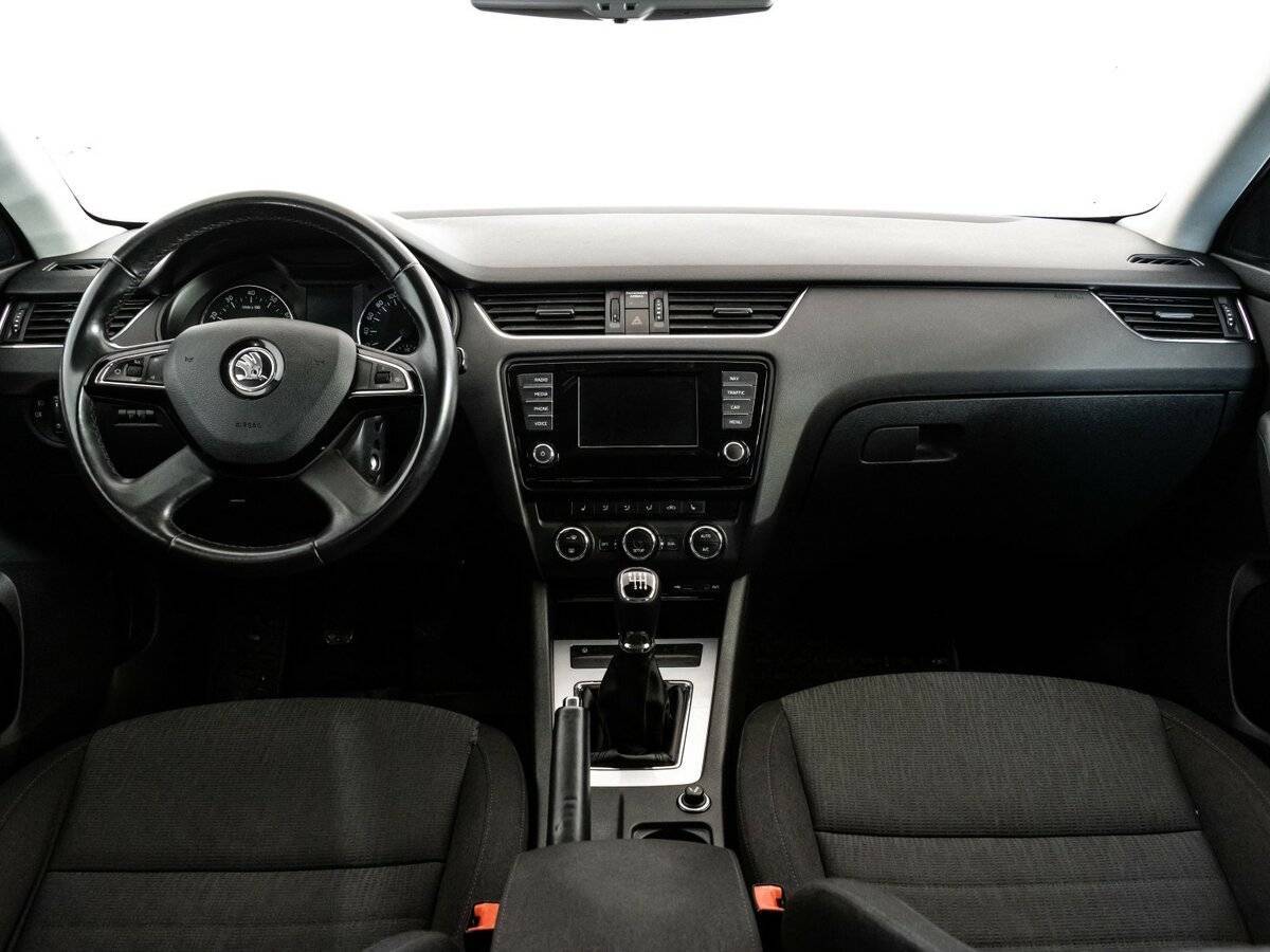 Skoda Octavia б/у, 2013, Механическая. Фото: #9