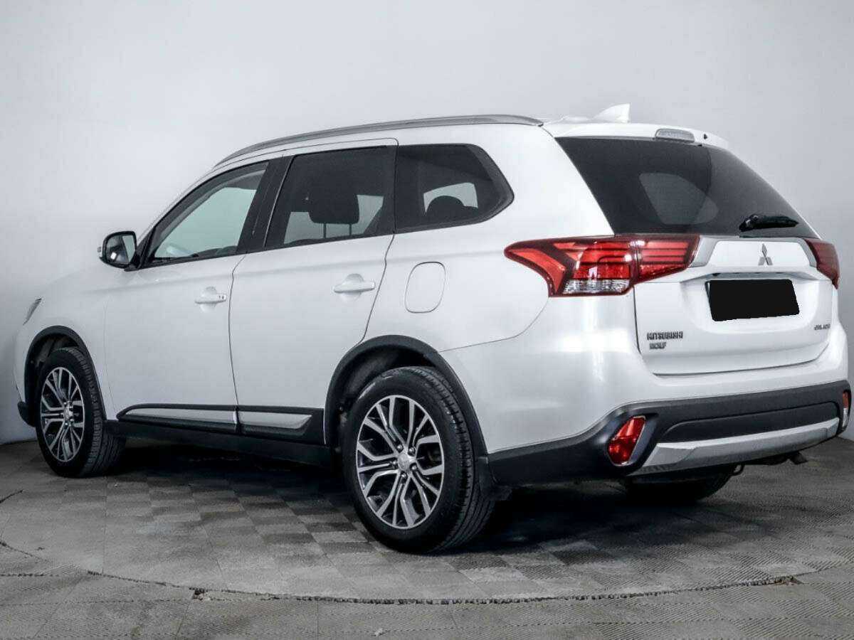 Mitsubishi Outlander б/у, 2018, Вариатор. Фото: #5