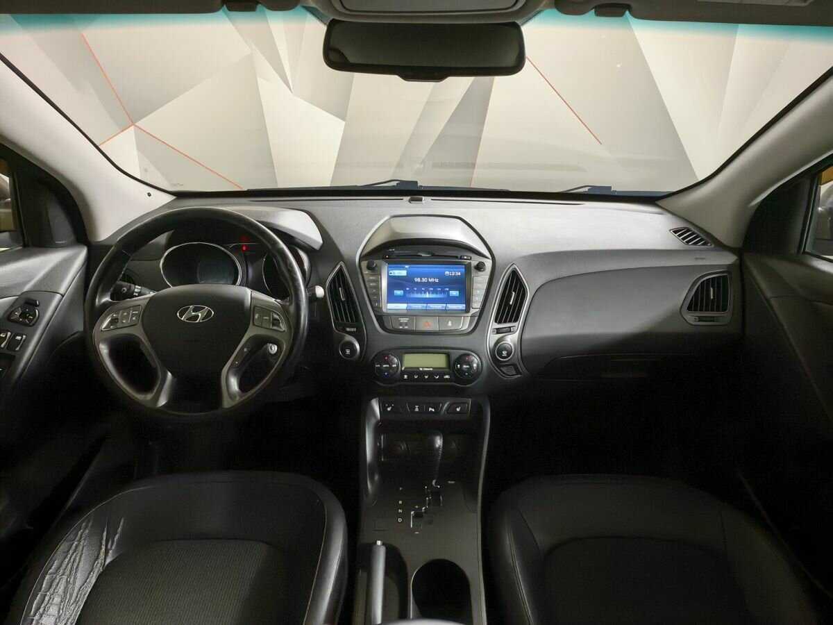 Hyundai ix35 б/у, 2013, Автоматическая. Фото: #9