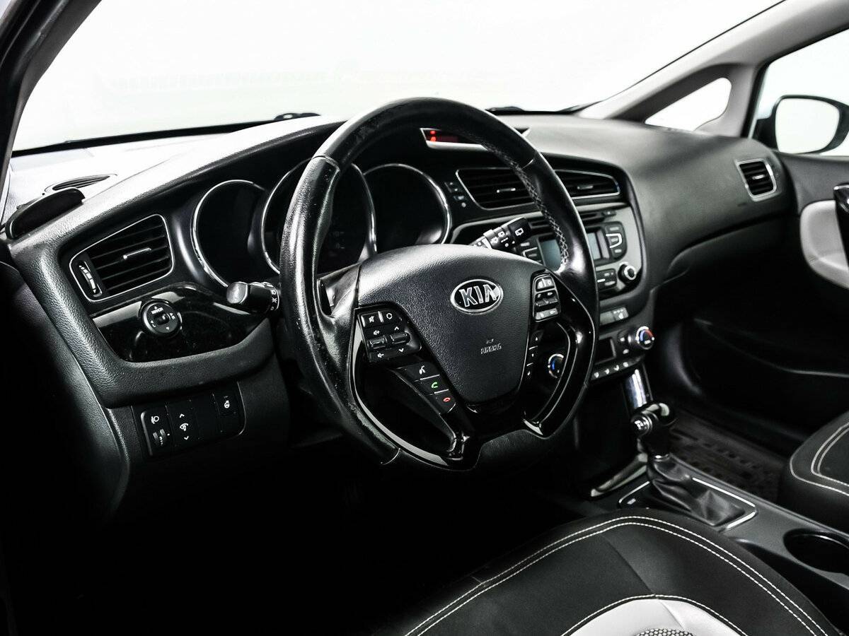 Kia Ceed б/у, 2012, Автоматическая. Фото: #12