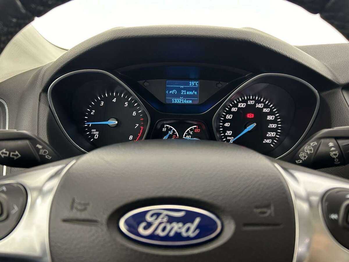 Ford Focus б/у, 2013, Механическая. Фото: #10