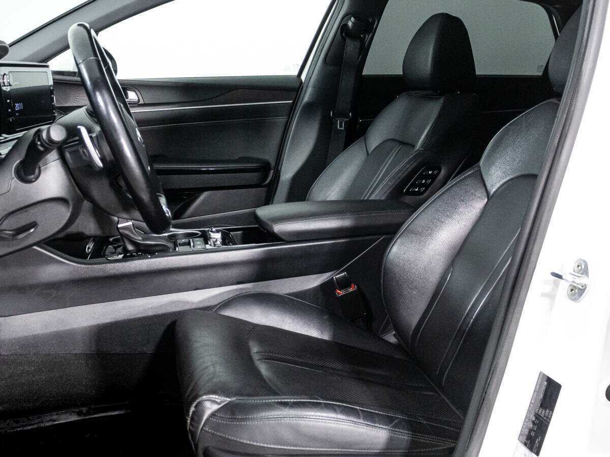 Kia K5 б/у, 2020, Автоматическая. Фото: #16