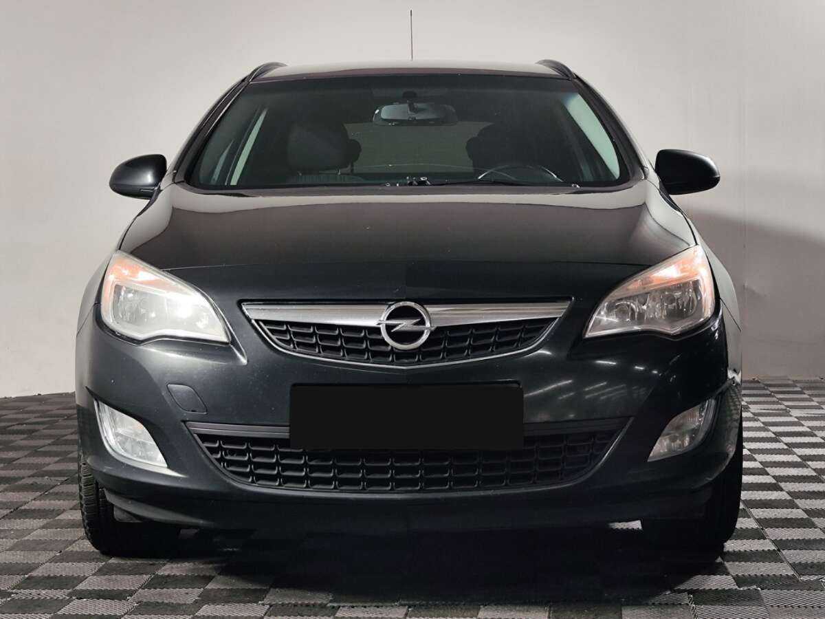 Opel Astra б/у, 2012, Автоматическая. Фото: #1