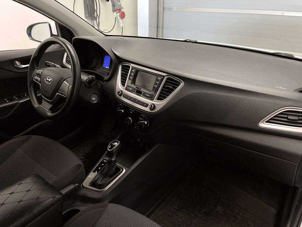 Hyundai Solaris б/у, 2020, Автоматическая. Фото: #6
